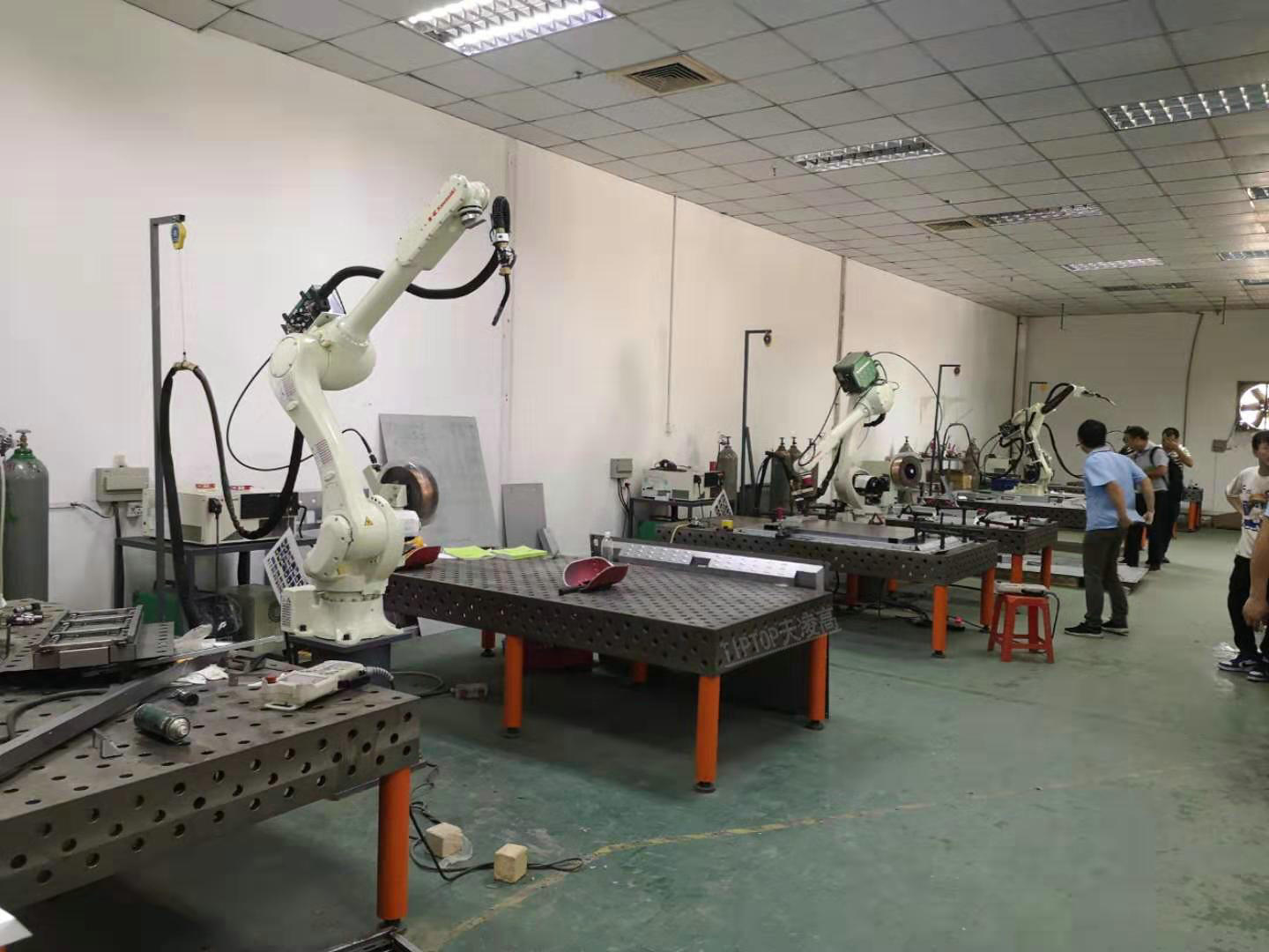 机器人焊接工装工作台